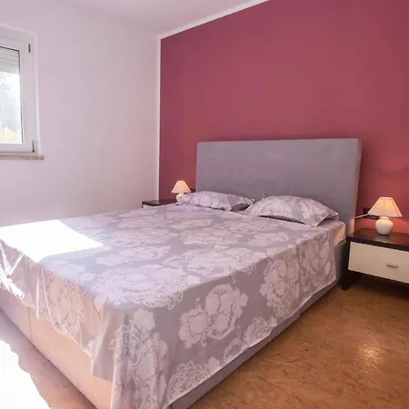House And Apts. In Cancini/istrien 35642